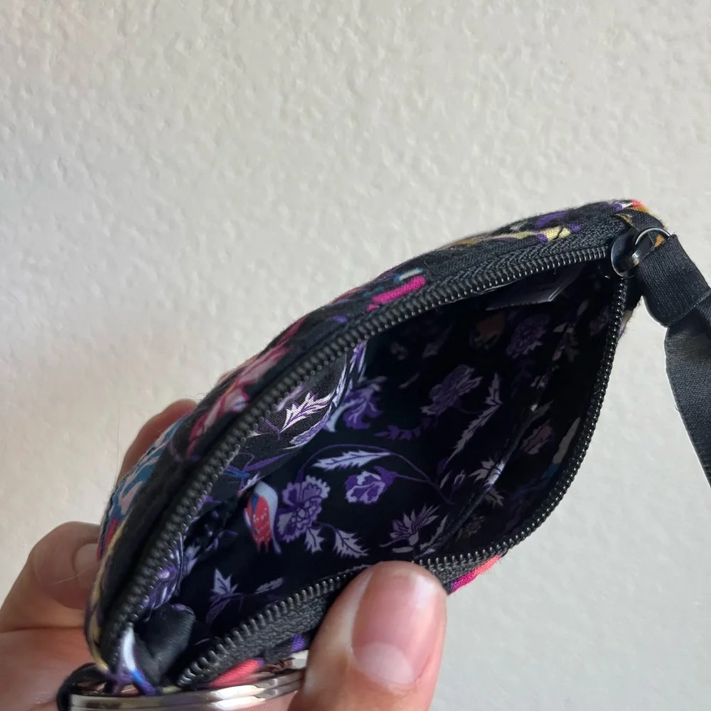 NWOT Vera Bradley Foxwood Floral Quilted Black and Purple Wristlet Cardholder - Picture 3 of 3